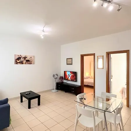 Lägenhet Centrally Located Gzira