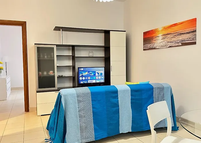 Centrally Located Apartamento *